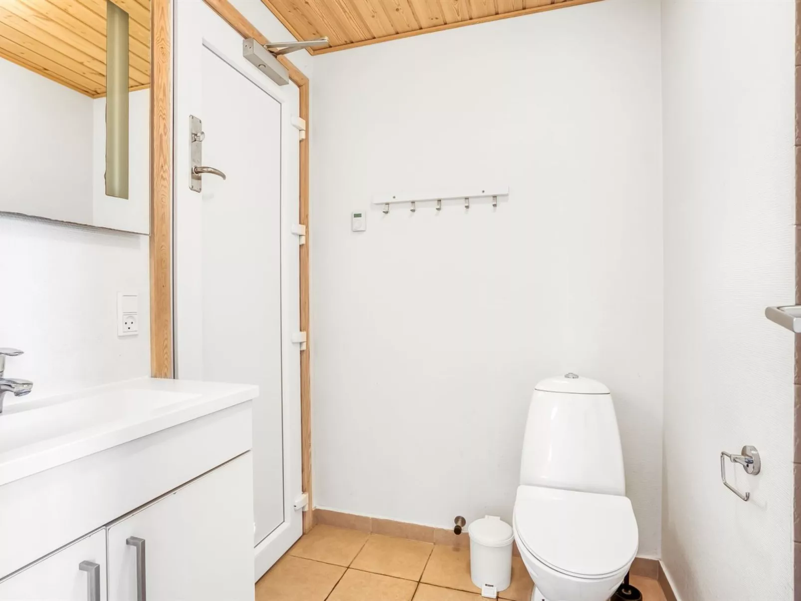 "Jurgis" - 900m from the sea-Binnen