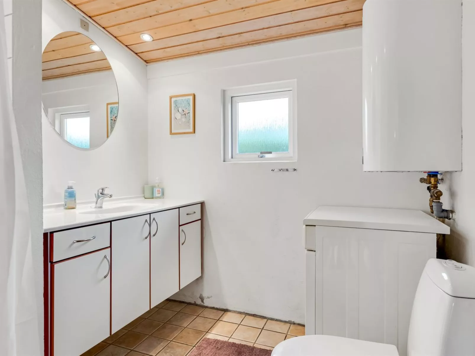 "Gudmund" - 50m from the sea-Binnen