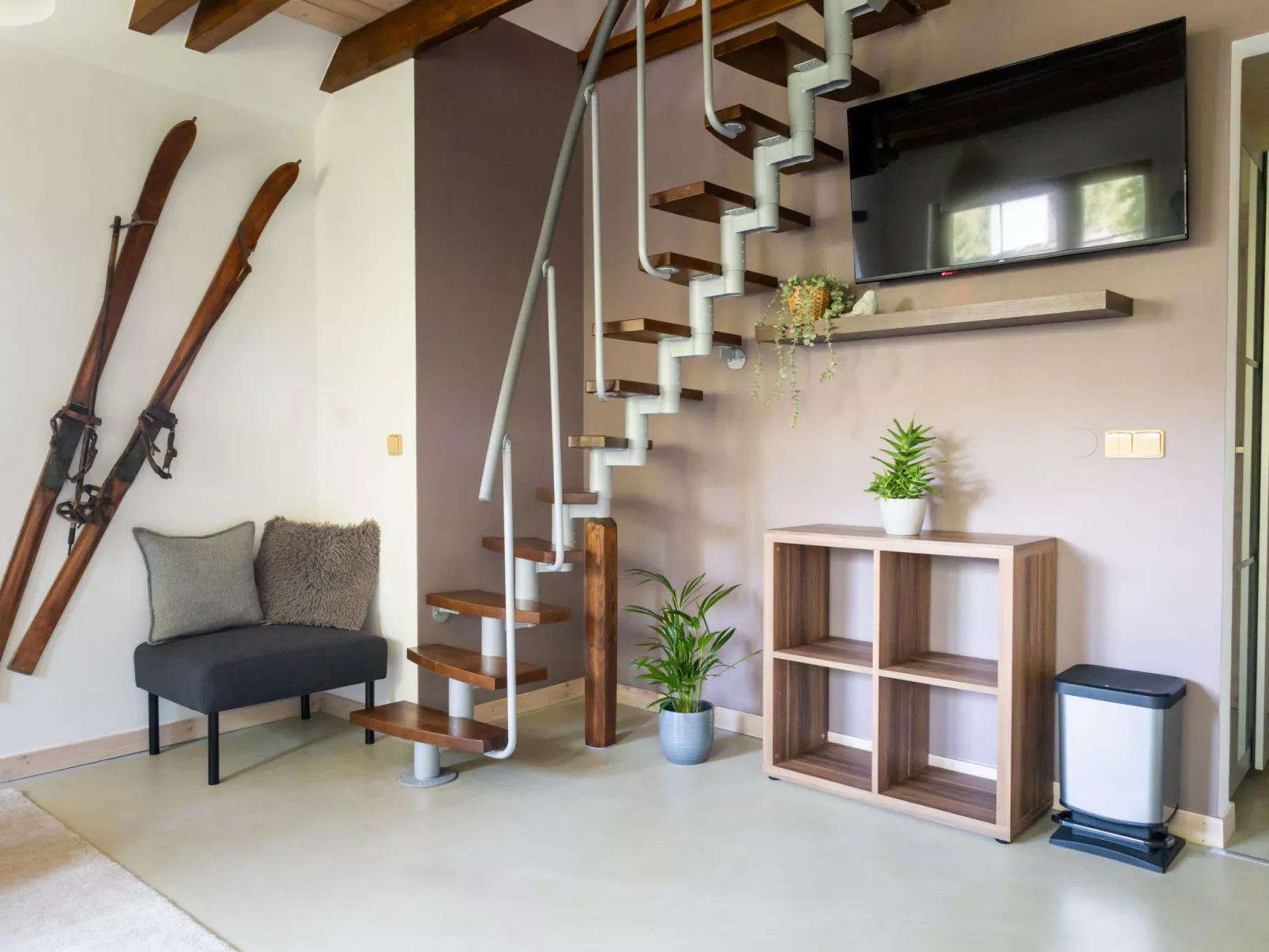 Sachrův Kopec-Binnen