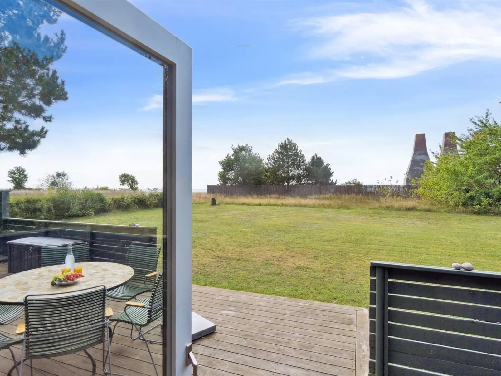 "Joon" - 100m from the sea-Buiten