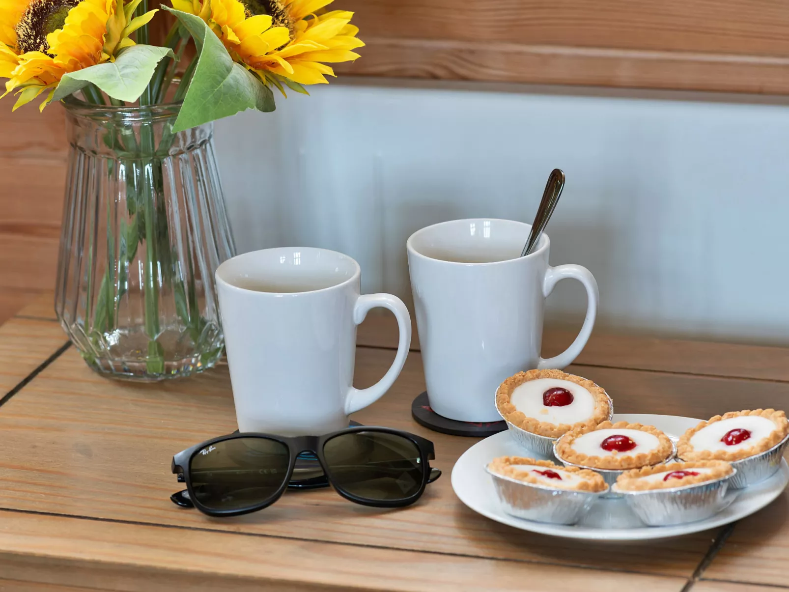 Toll Bridge Cottage-Binnen