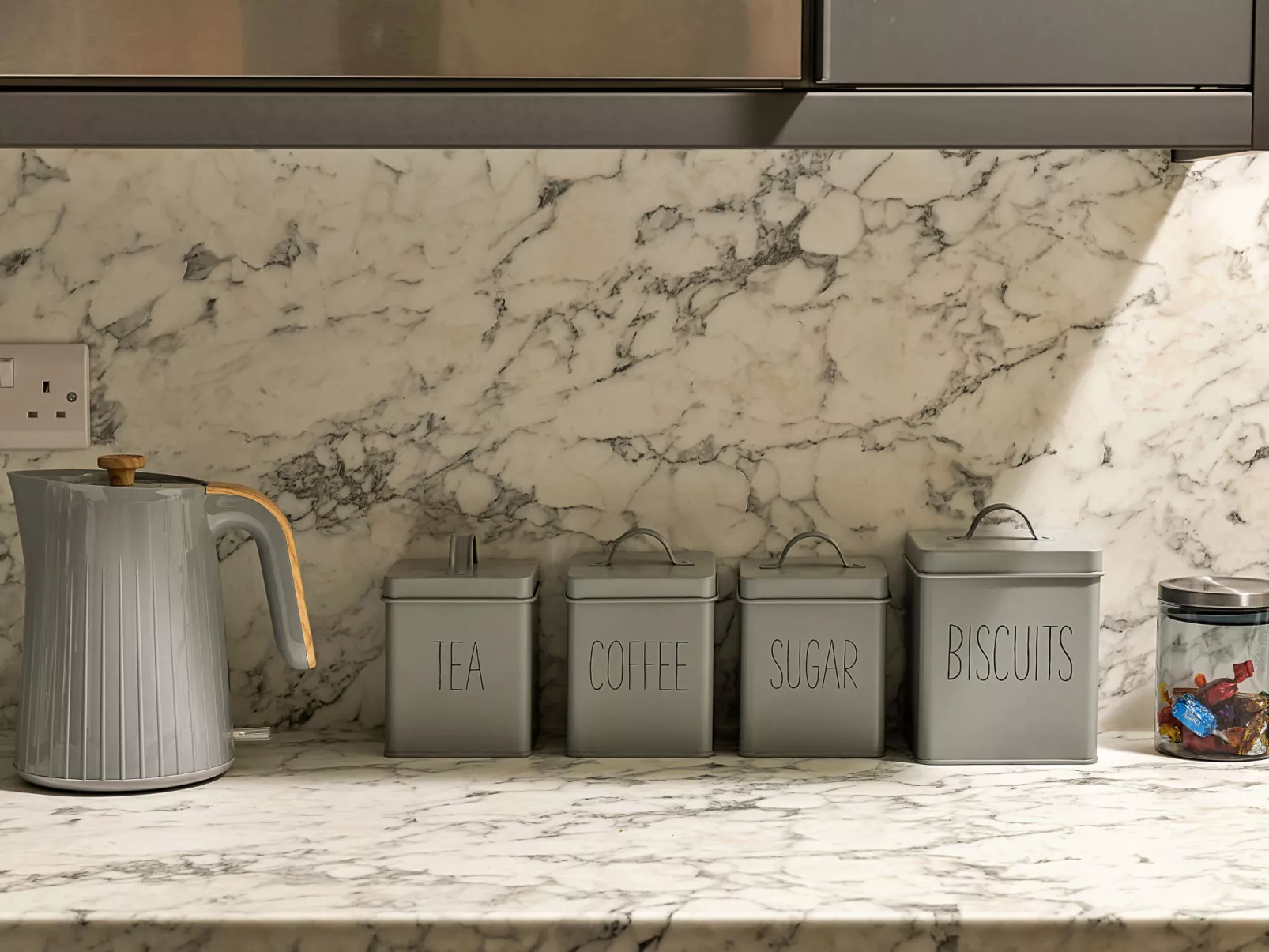 Peace Retreats-Binnen