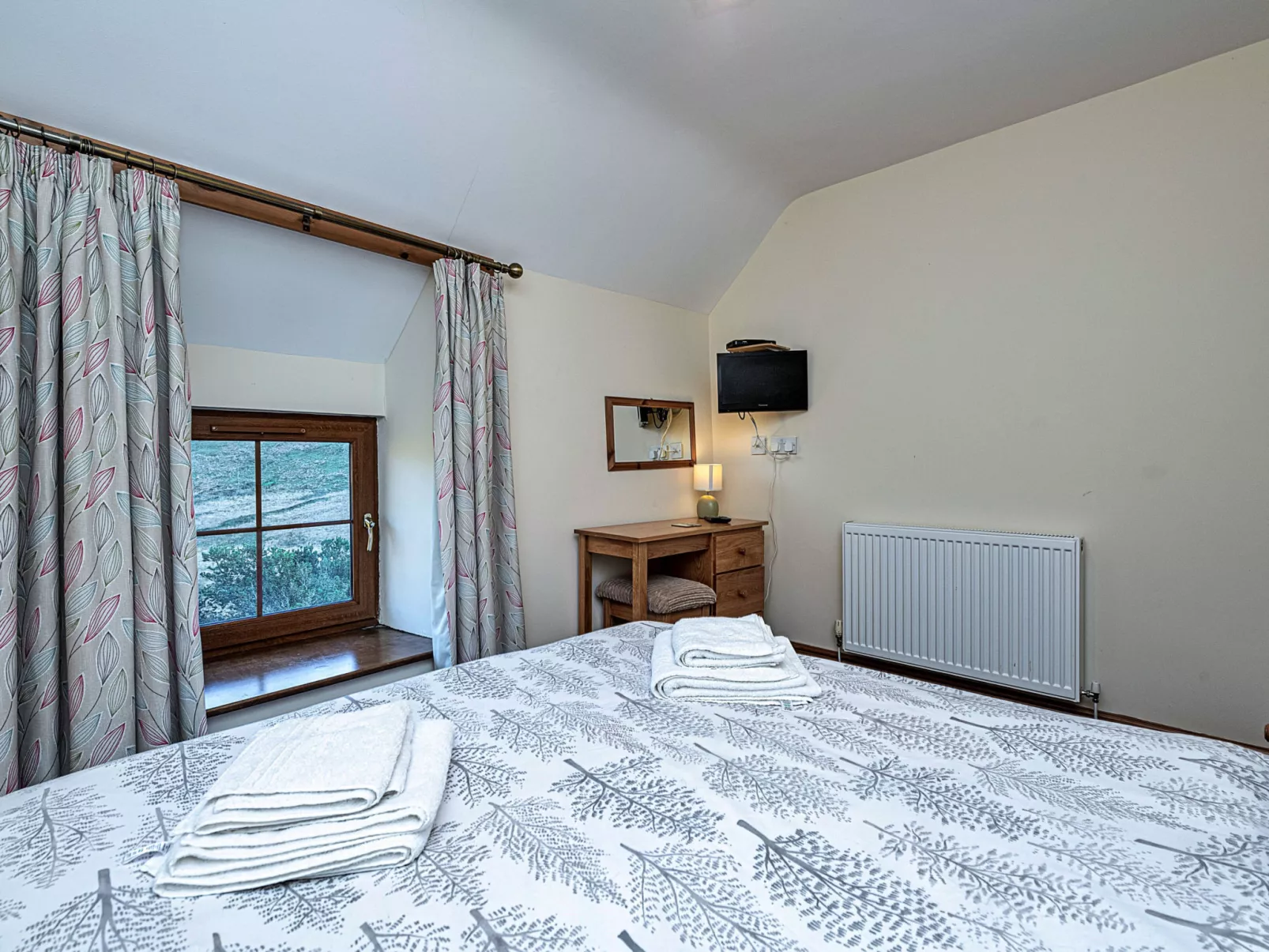 Llechwedd Mawr-Binnen