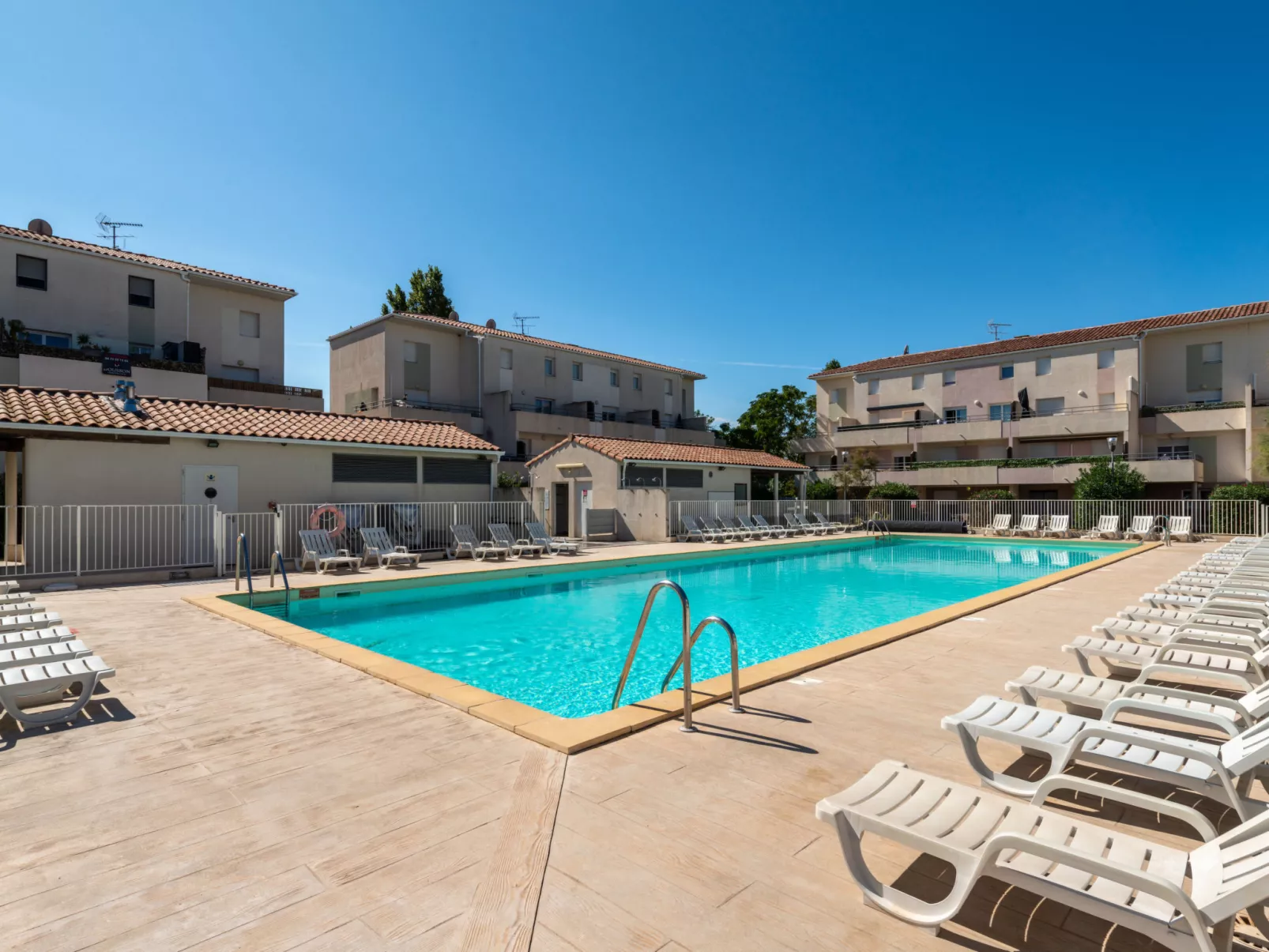 Cap Camargue B N 26 - 2P4-Binnen