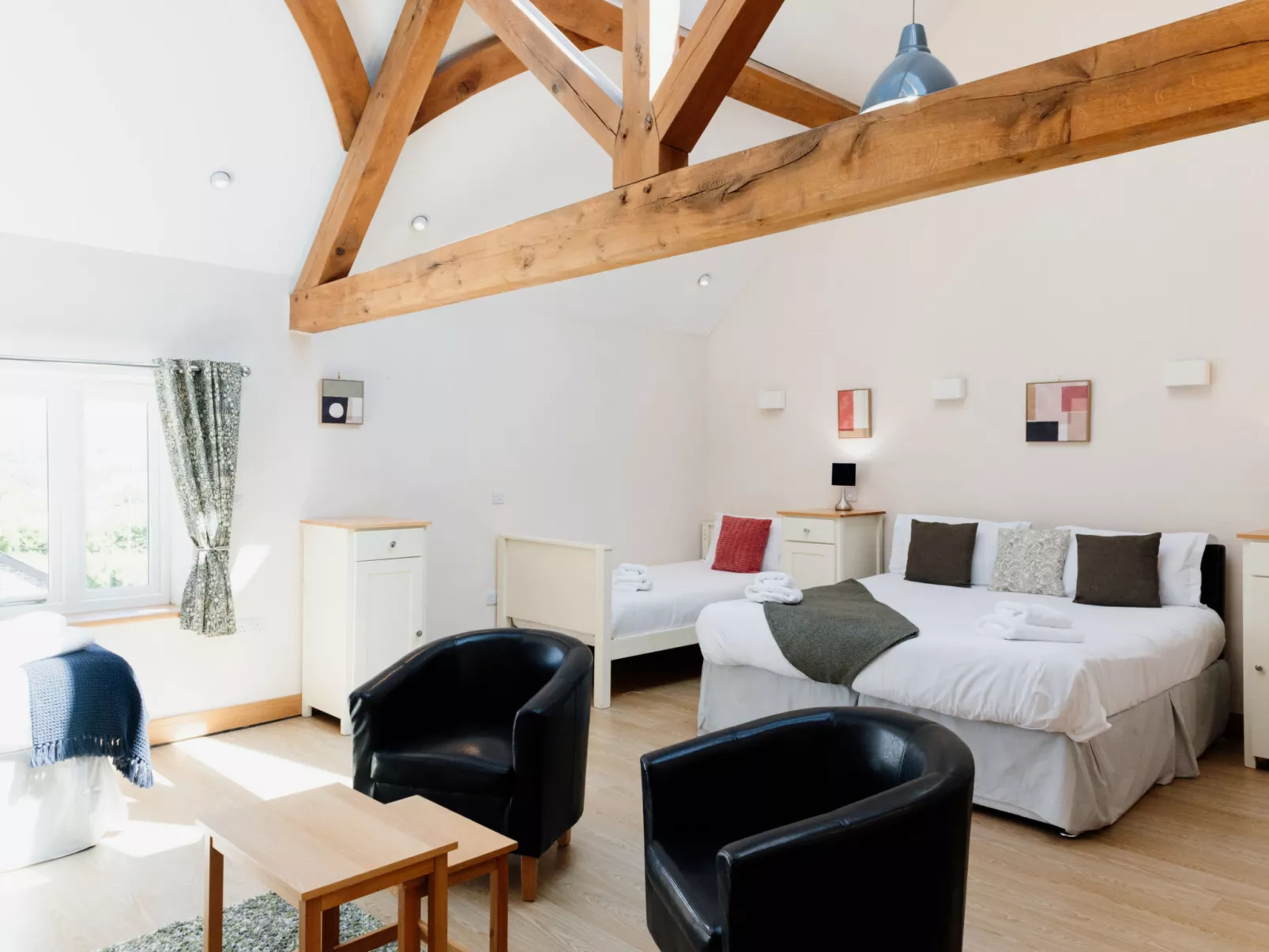 The Welsh Barn-Binnen