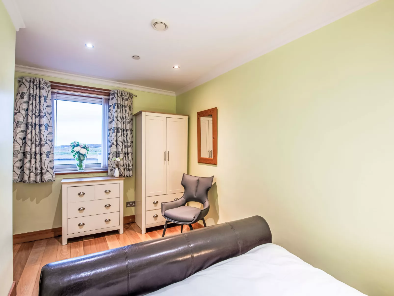 Frobost Lodge-Binnen