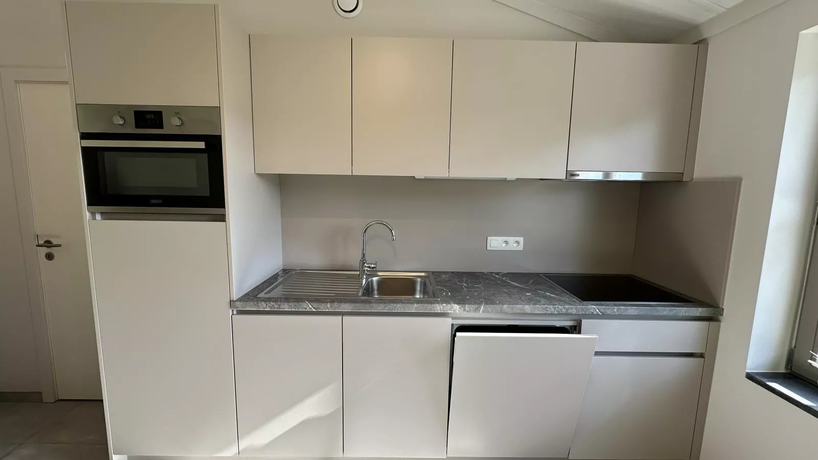 Westhinder II H18-Keuken