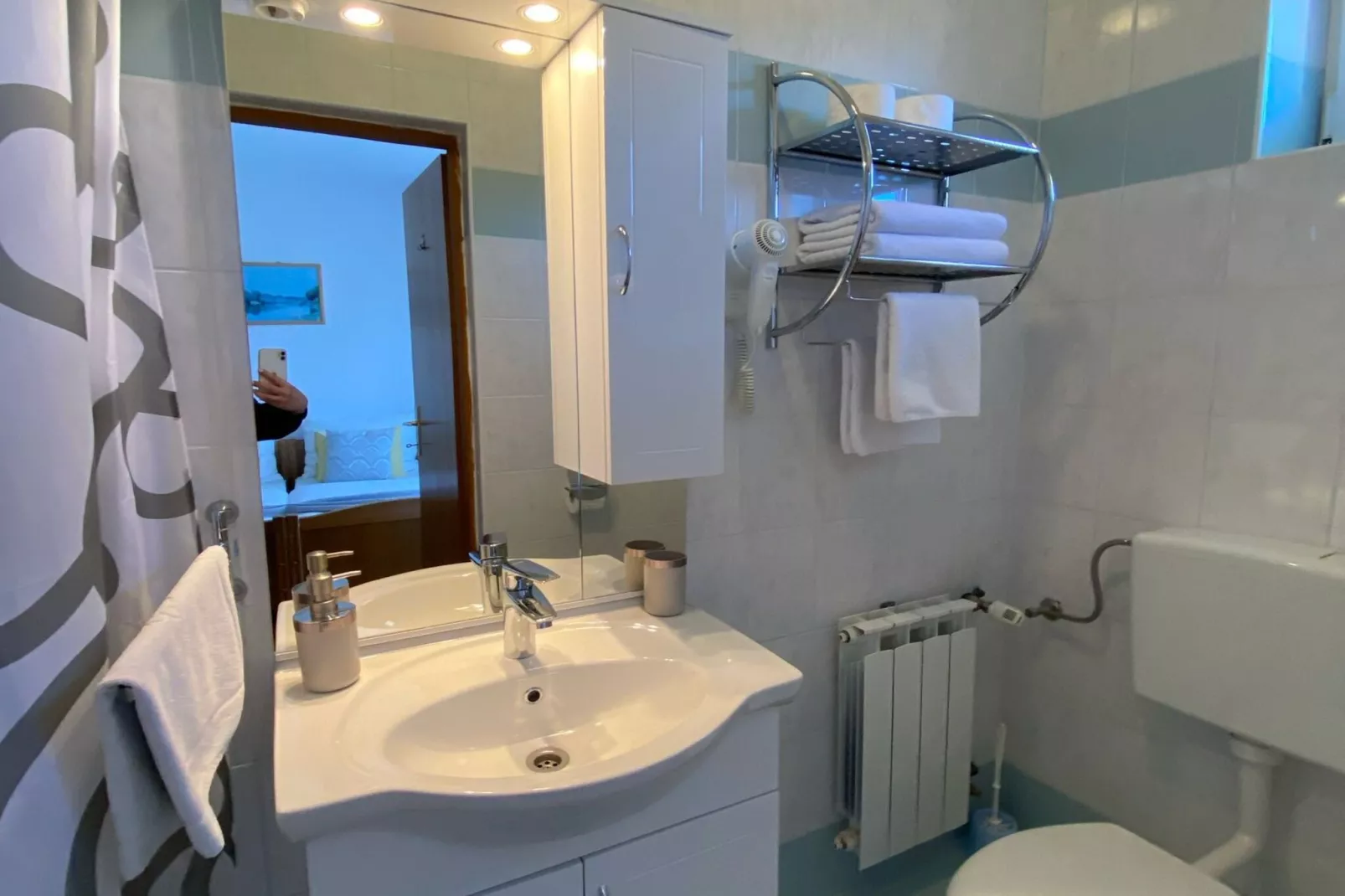 Double room with double bed 2-Badkamer