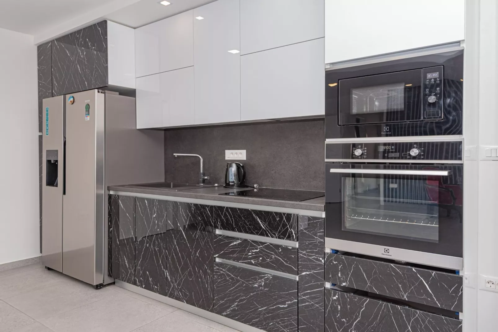 Four-Bedroom Villa With Pool-Keuken