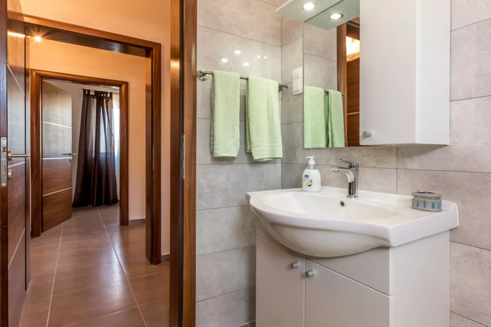 Holiday Home Stari Dvori-Badkamer