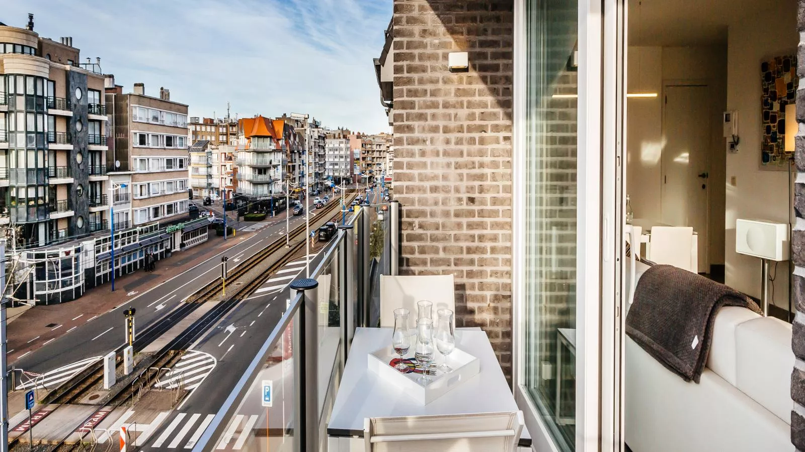 Aimé 303-Terrasbalkon