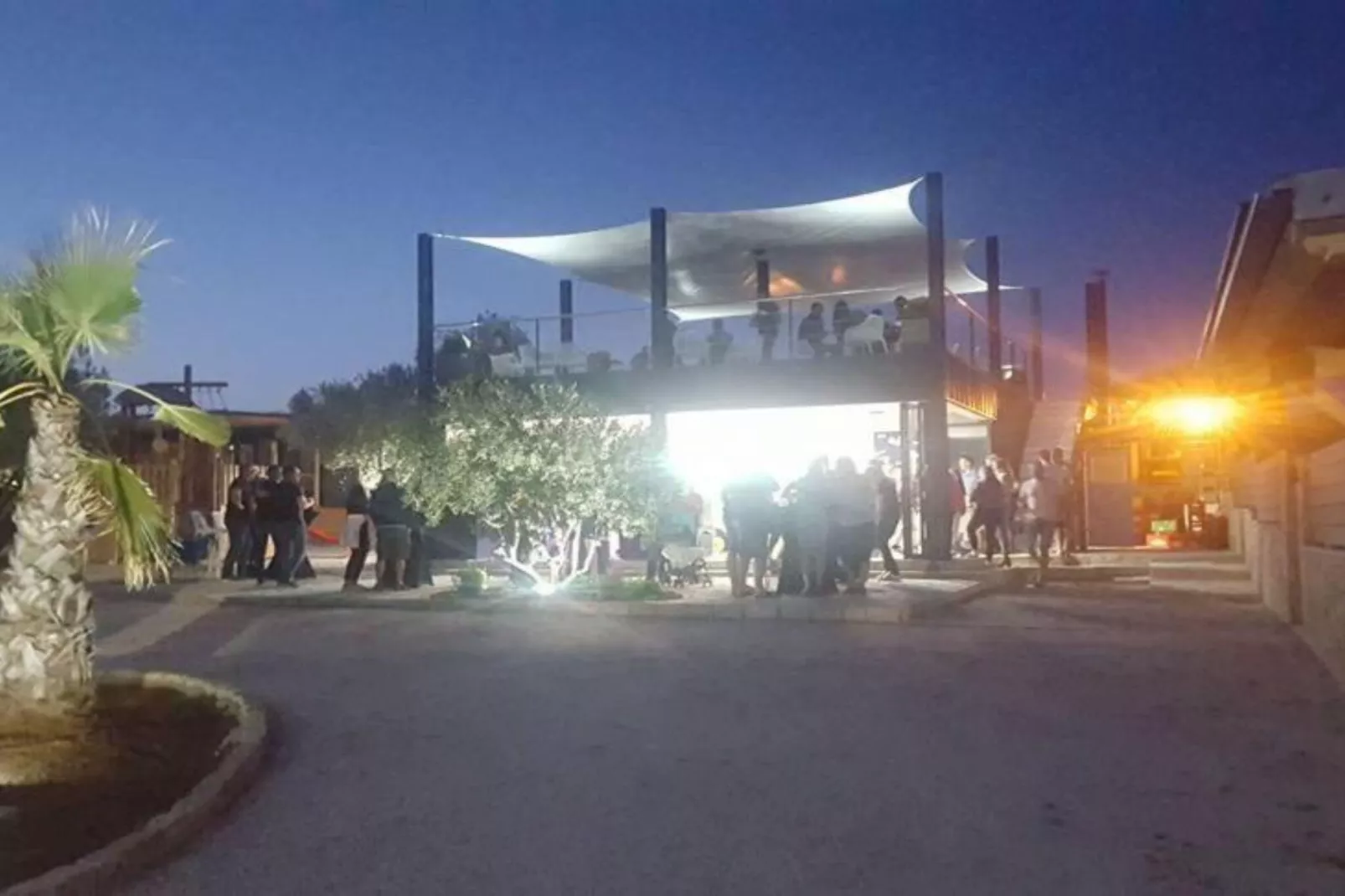 SAK Mobile Homes - Classic Two Bedroom Mobile Home with Terrace and Sea View (Br2)-Buitenlucht