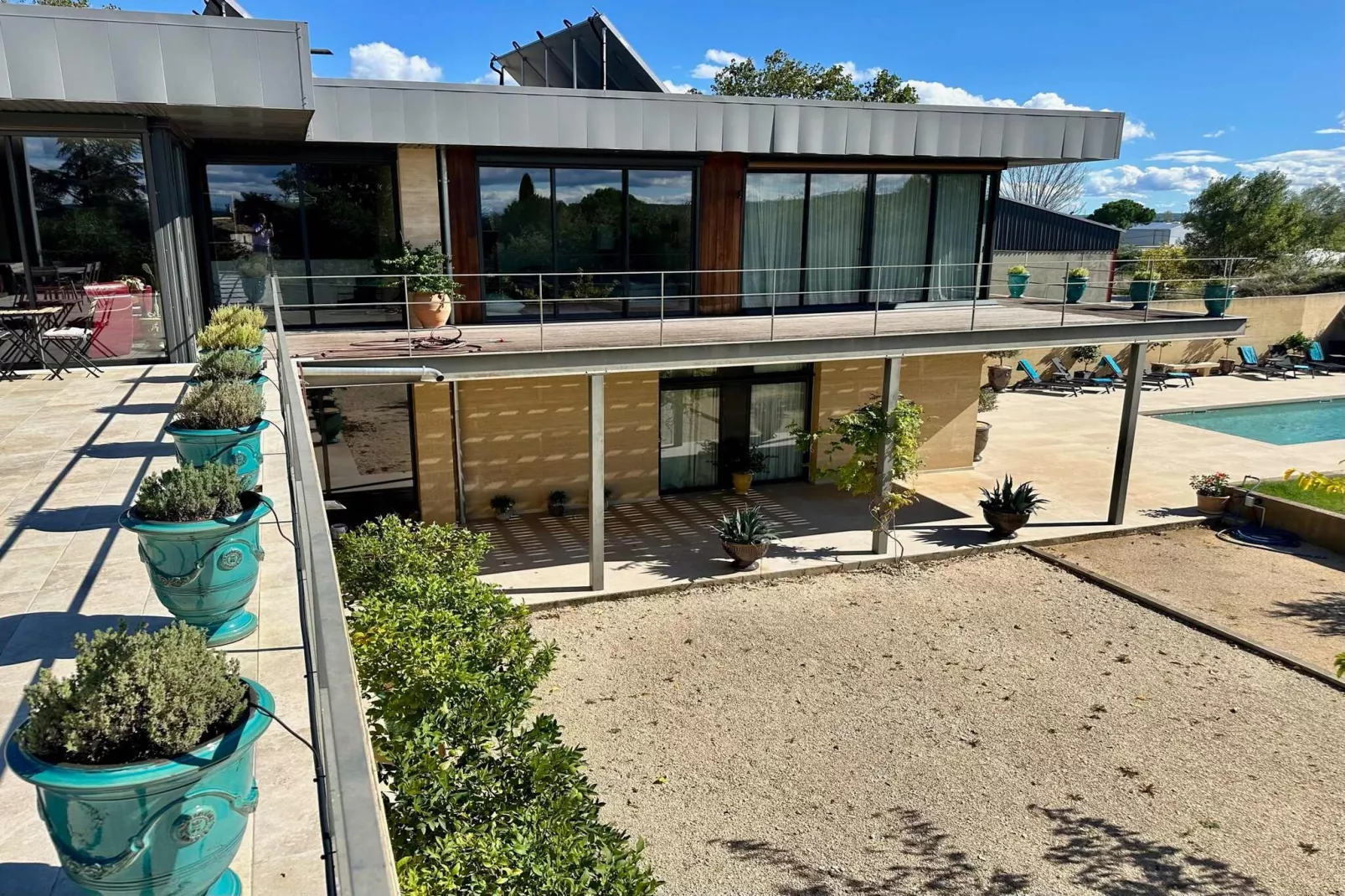 L' Olivette-Buitenkant zomer