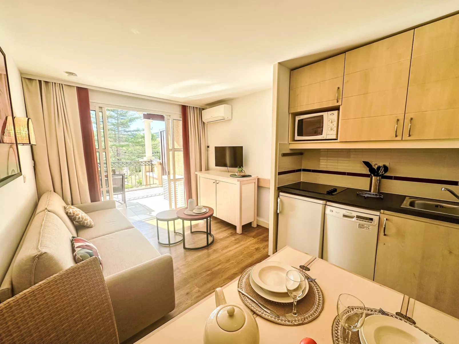 Village Cap Estérel - Le Belvédère-Binnen