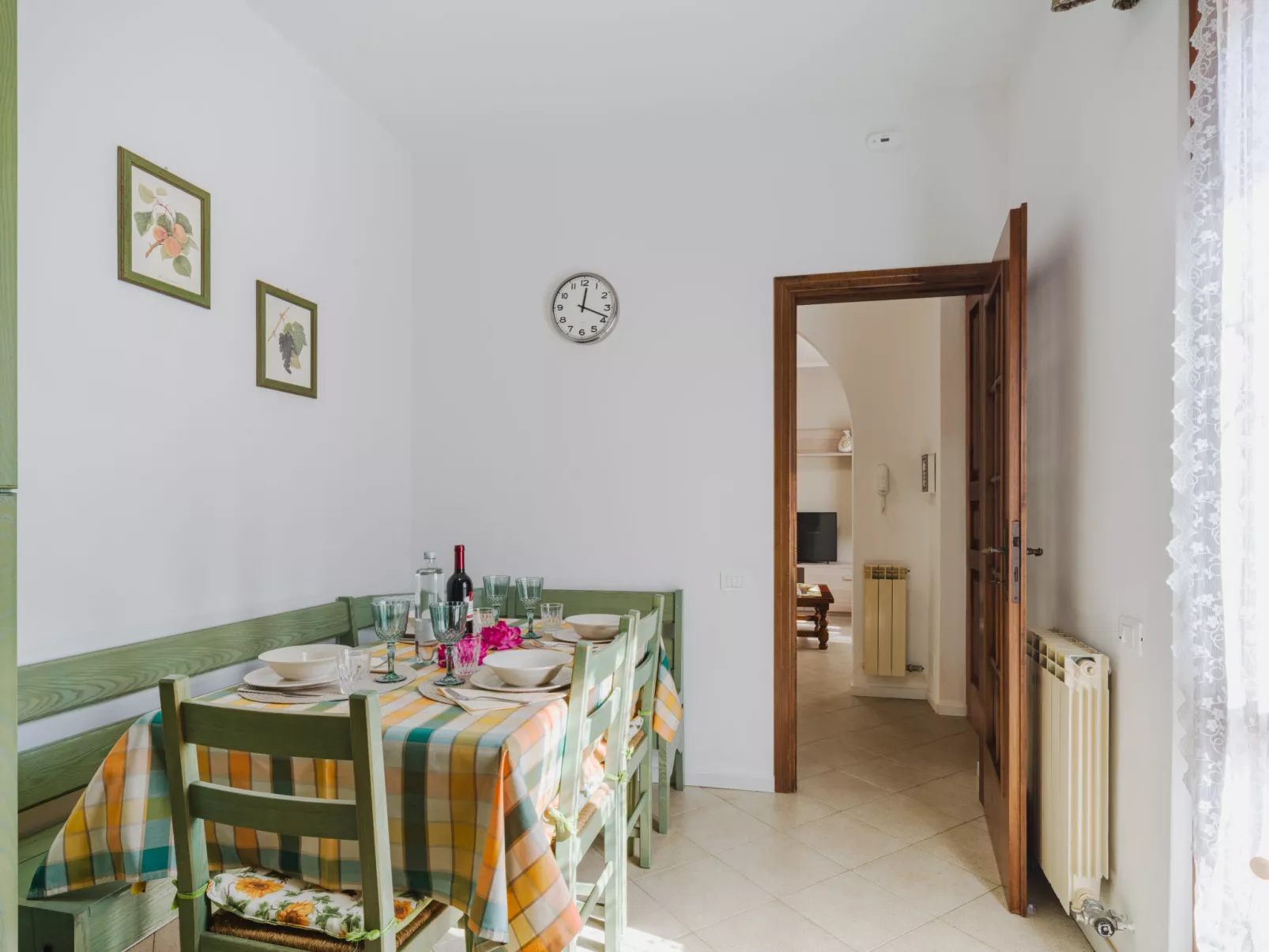 Sunflower piano terra-Binnen