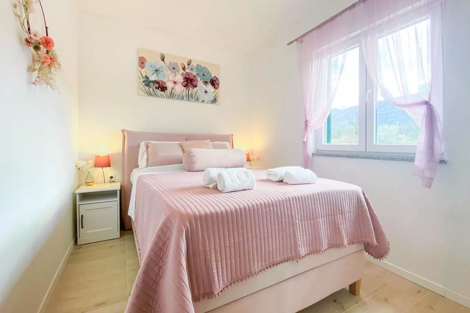 Villa Vinka - Three Bedroom Villa with Swimming Pool-Slaapkamer