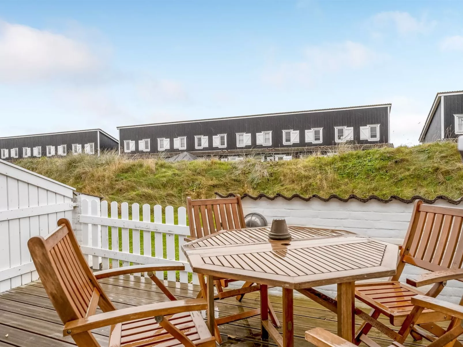 "Benthe" - 100m to the fjord-Buiten