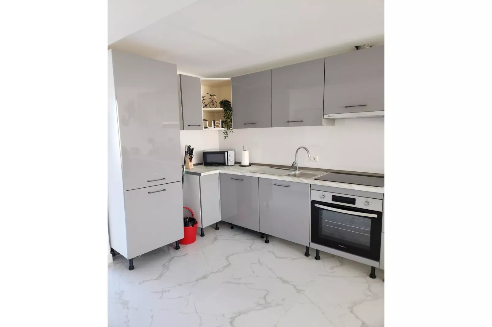 CT 339 AL - Faro's Paraiso de Vera Apartment-Keuken