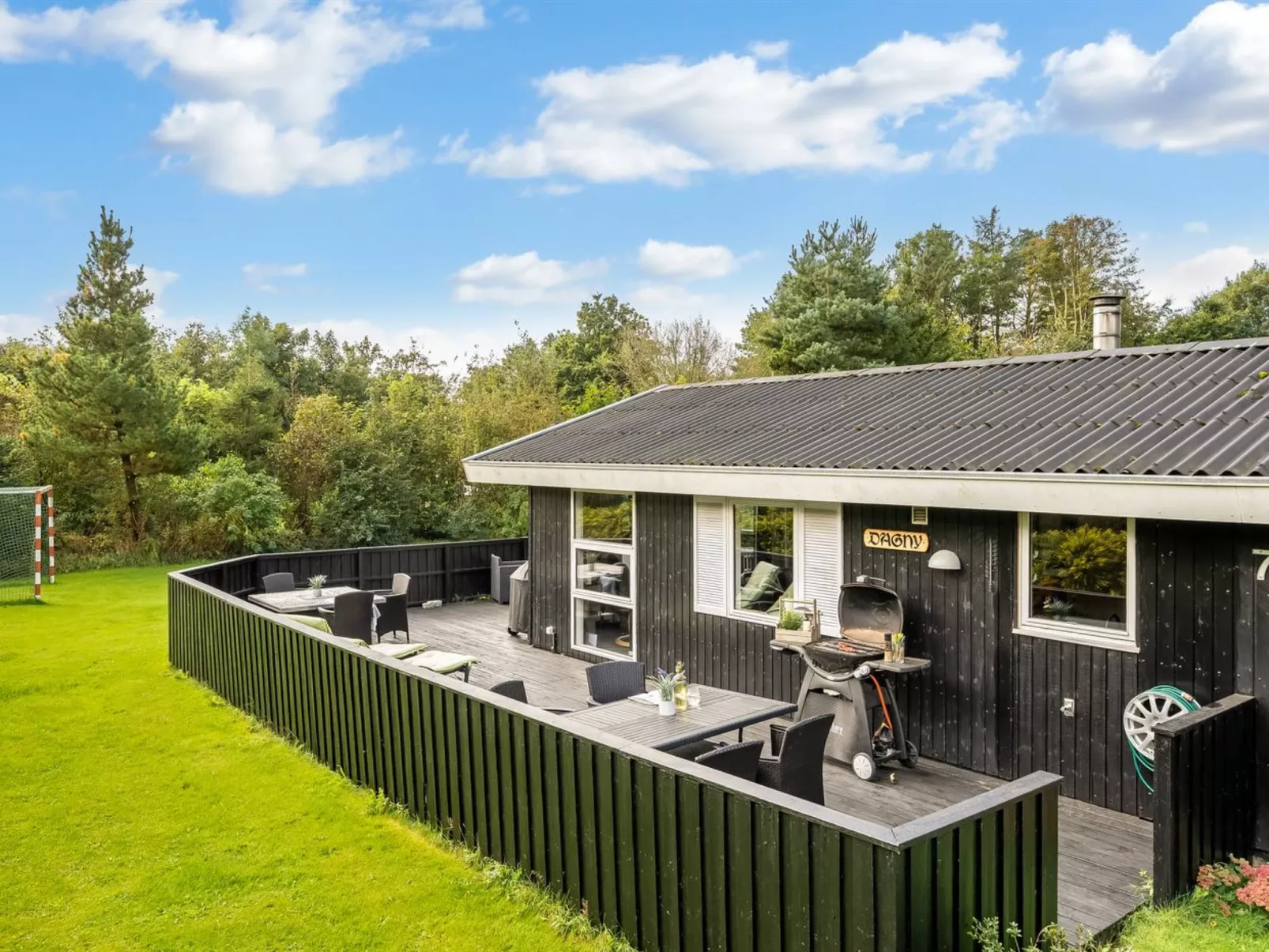 "Vilhelm" - 10km from the sea-Buiten