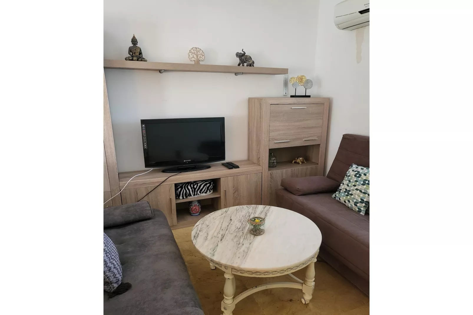 CT 345 AL - Faro's Cala Marques Townhouse-Woonkamer