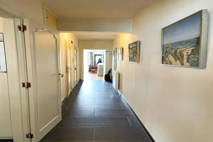 BEAULIEU 0702/ 16-Overloop