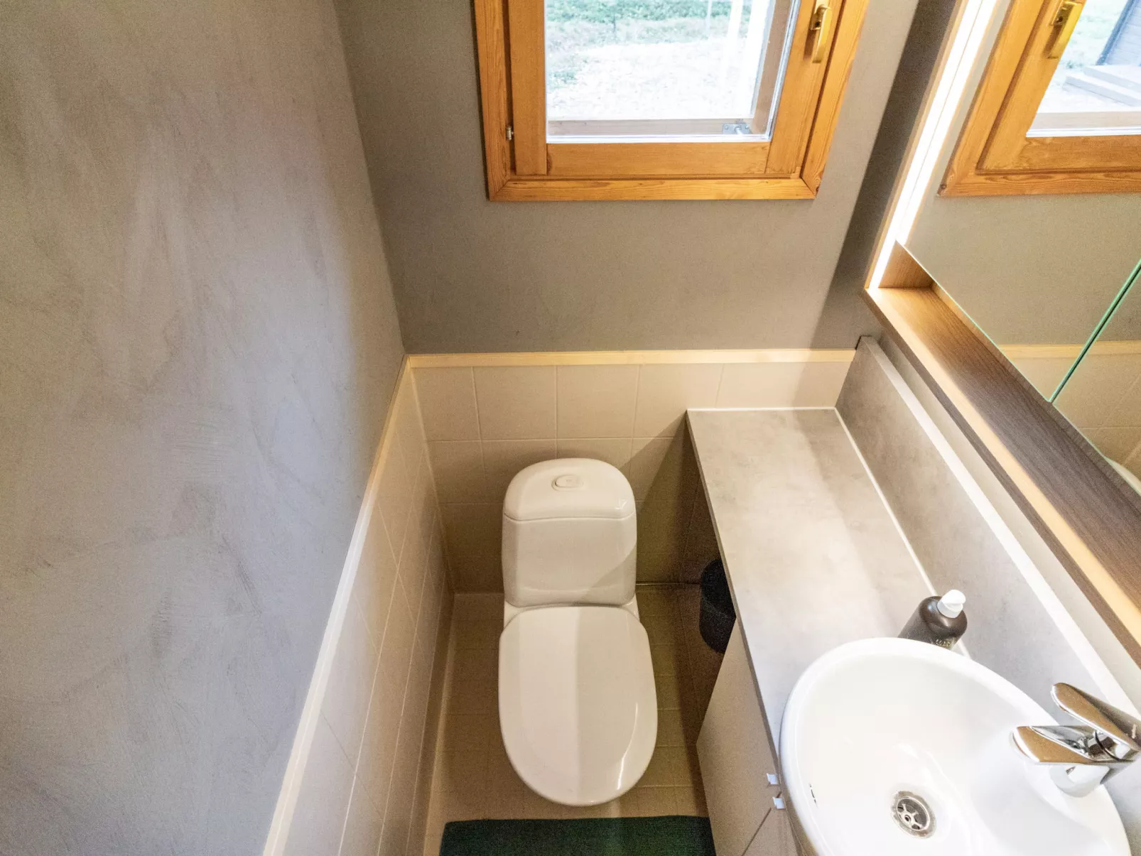 Tunturimustikka 13 b-Binnen