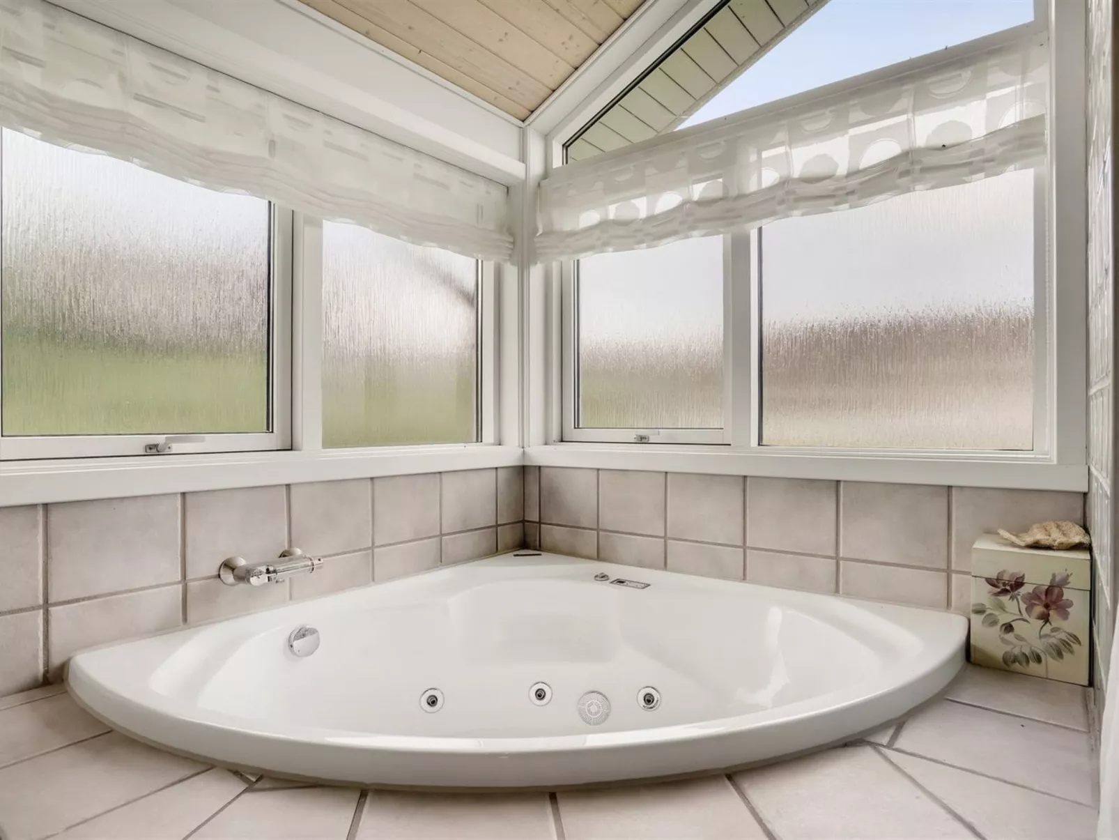 "Finn" - 100m from the sea-Binnen