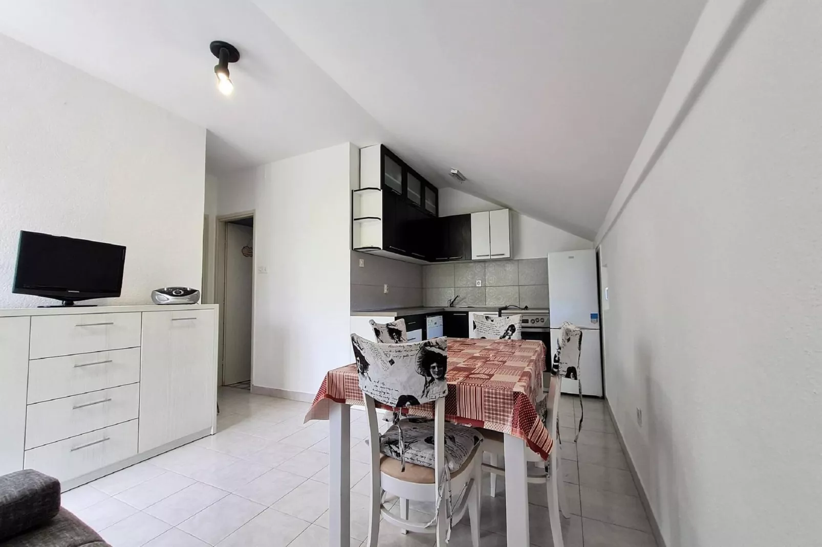 Beach house Franka-Eetkamer