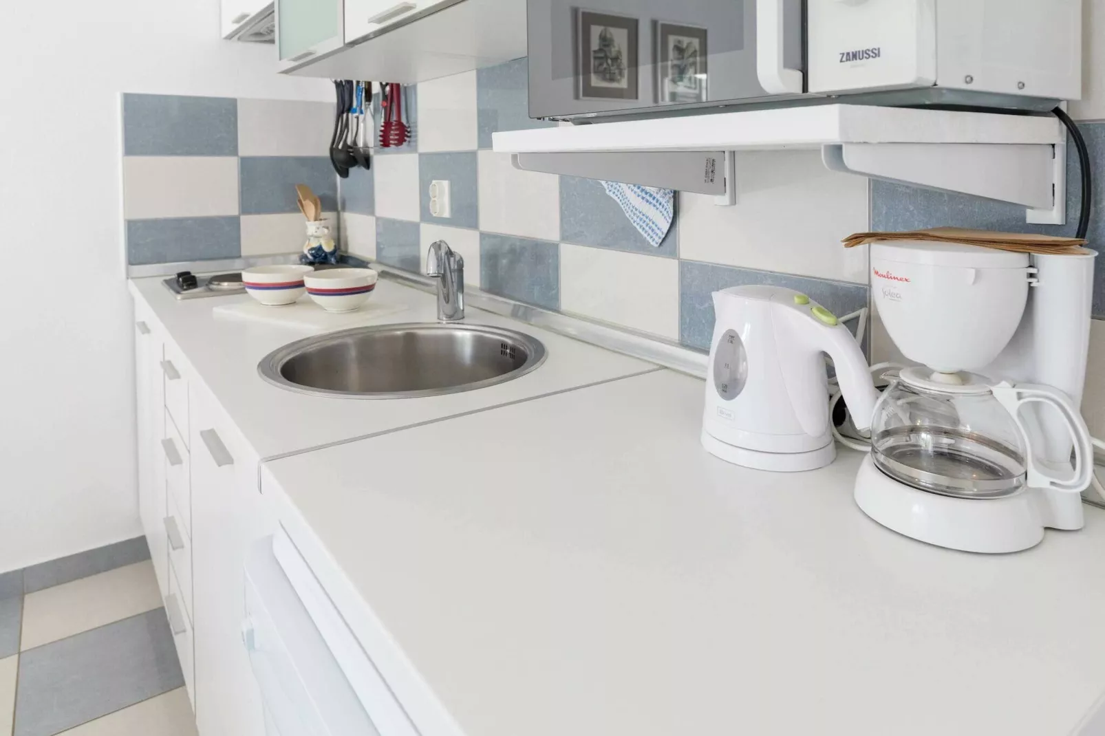 Beach apartment Jadrija-Keuken