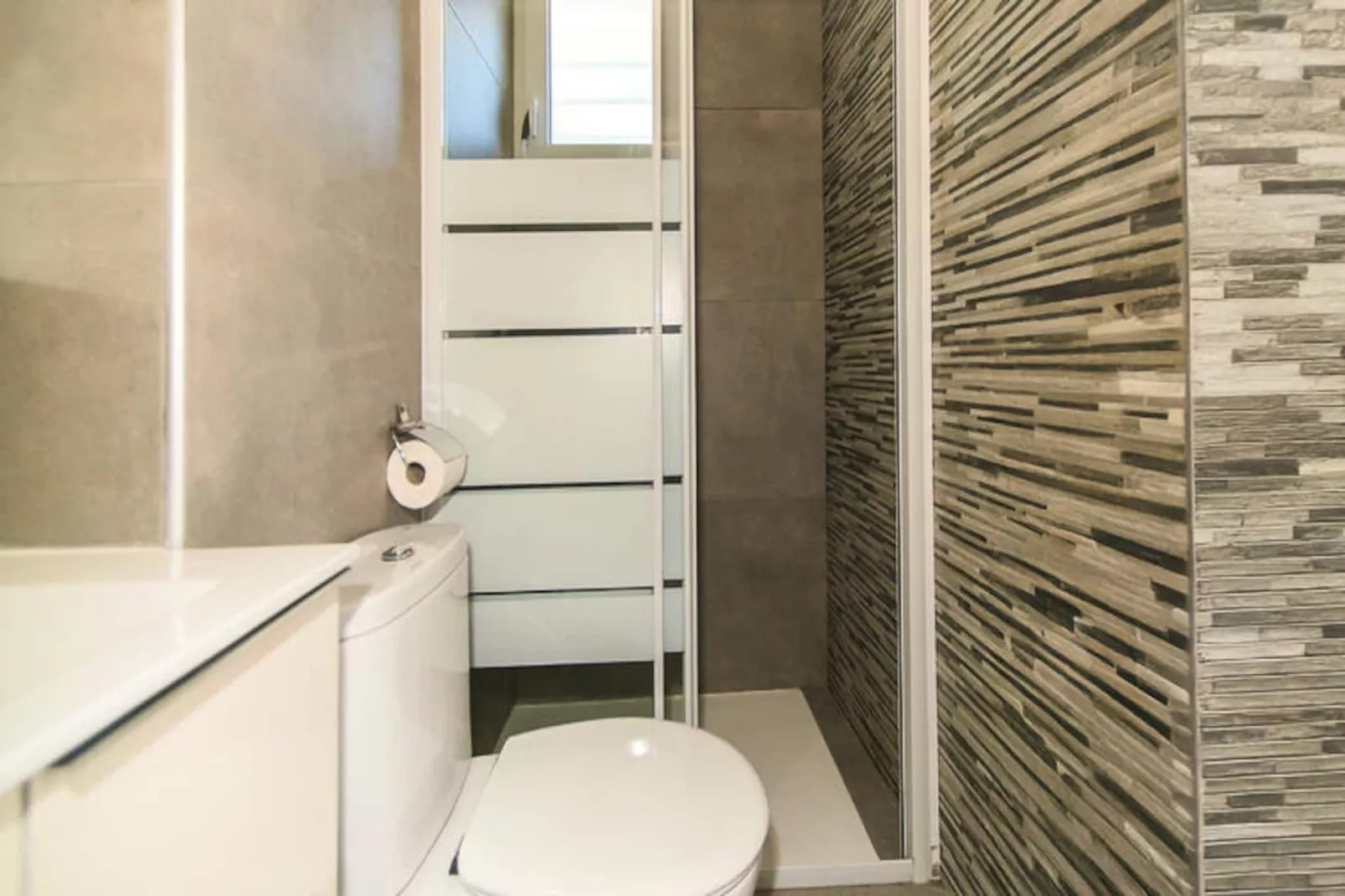 Studio à Roses-Niet-getagd