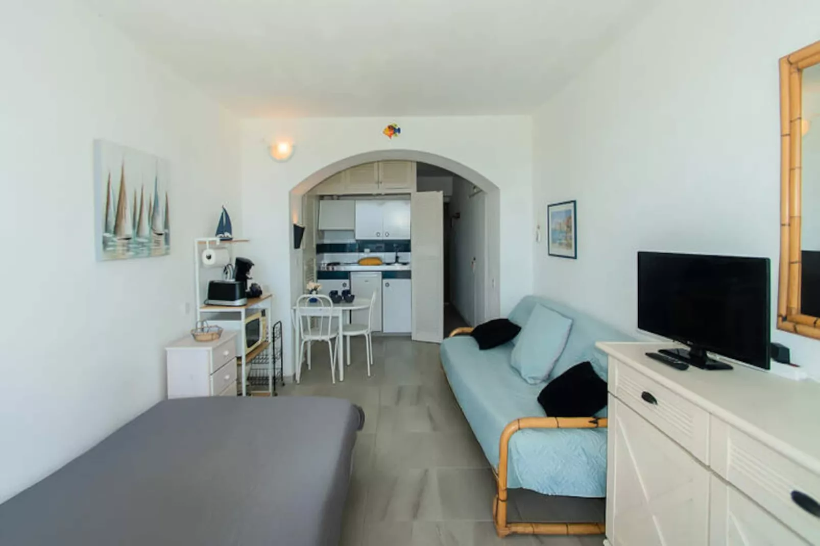 Studio à Roses-Niet-getagd