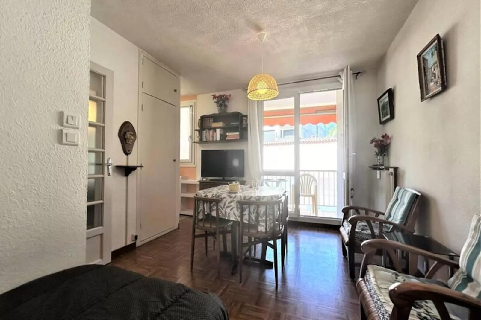 Résidence Passy-Niet-getagd