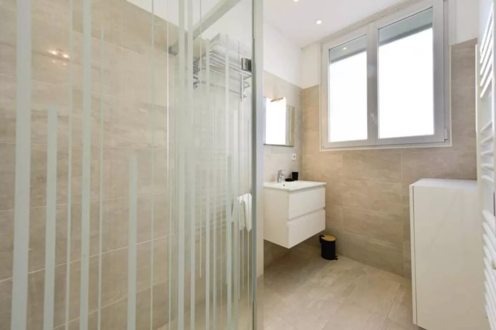 Résidence Rez-de-jardin, Plages à Pied Et Garage-Niet-getagd