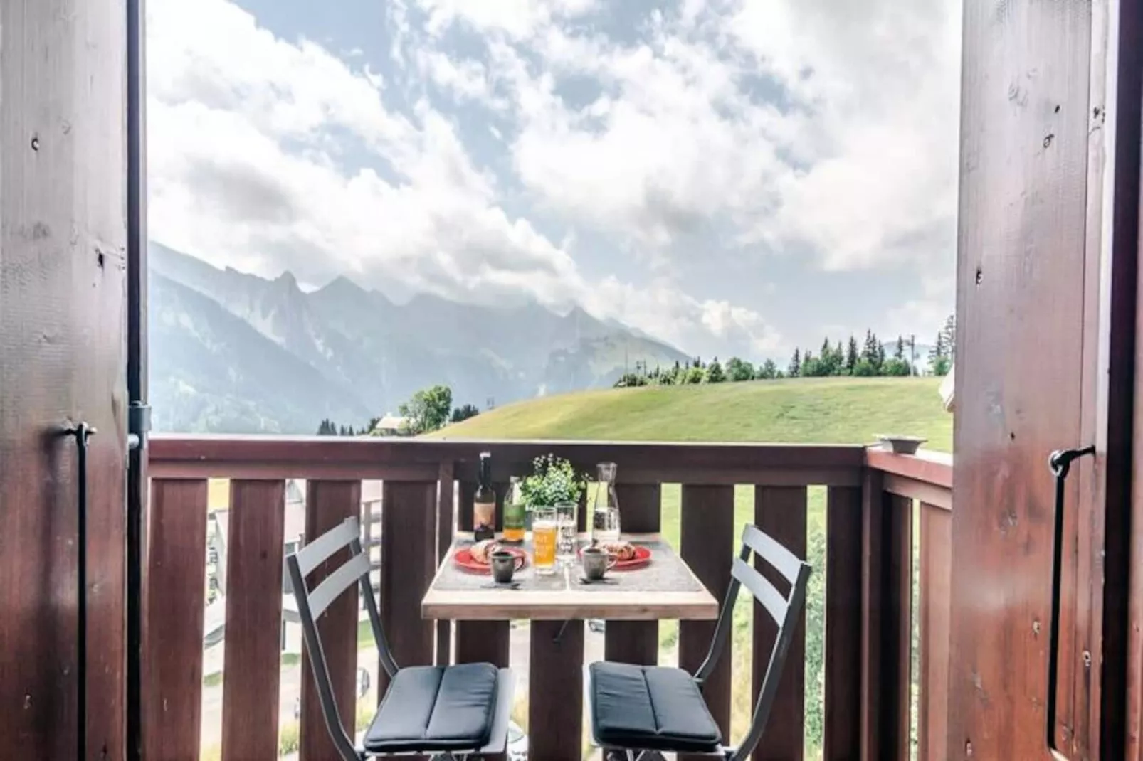 Slow Chalet Montblanc Soleil Sur Les Pistes Ascenseur Balcon, Vue, Parking-Niet-getagd