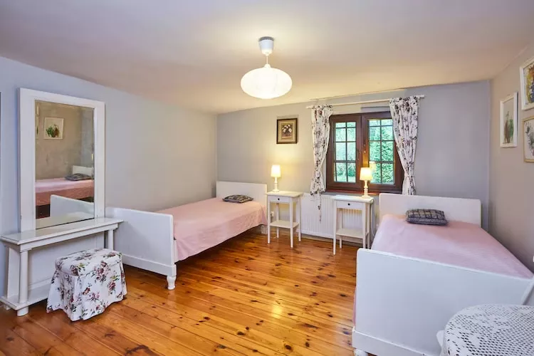 Dom wakacyjny w Sasinie dla max 10 osób-Slaapkamer