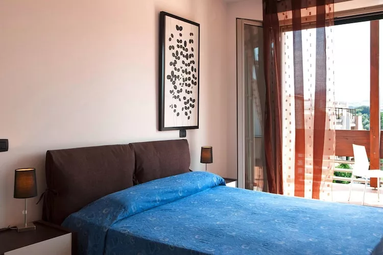 Holiday residence Santa Constanza San Vincenzo-Trilo 6  Superior-Slaapkamer
