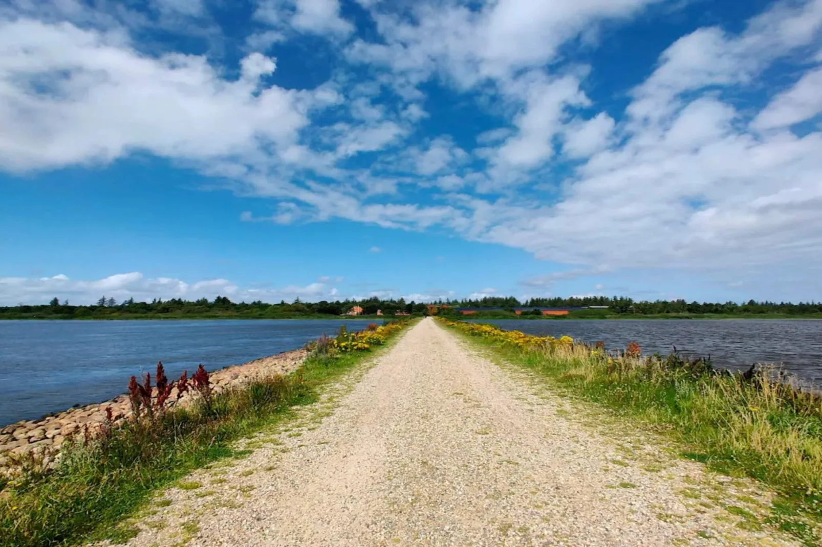Afgelegen toevlucht bij Lyngbo Heath -- By Traum Ferienwohnungen-Waterzicht