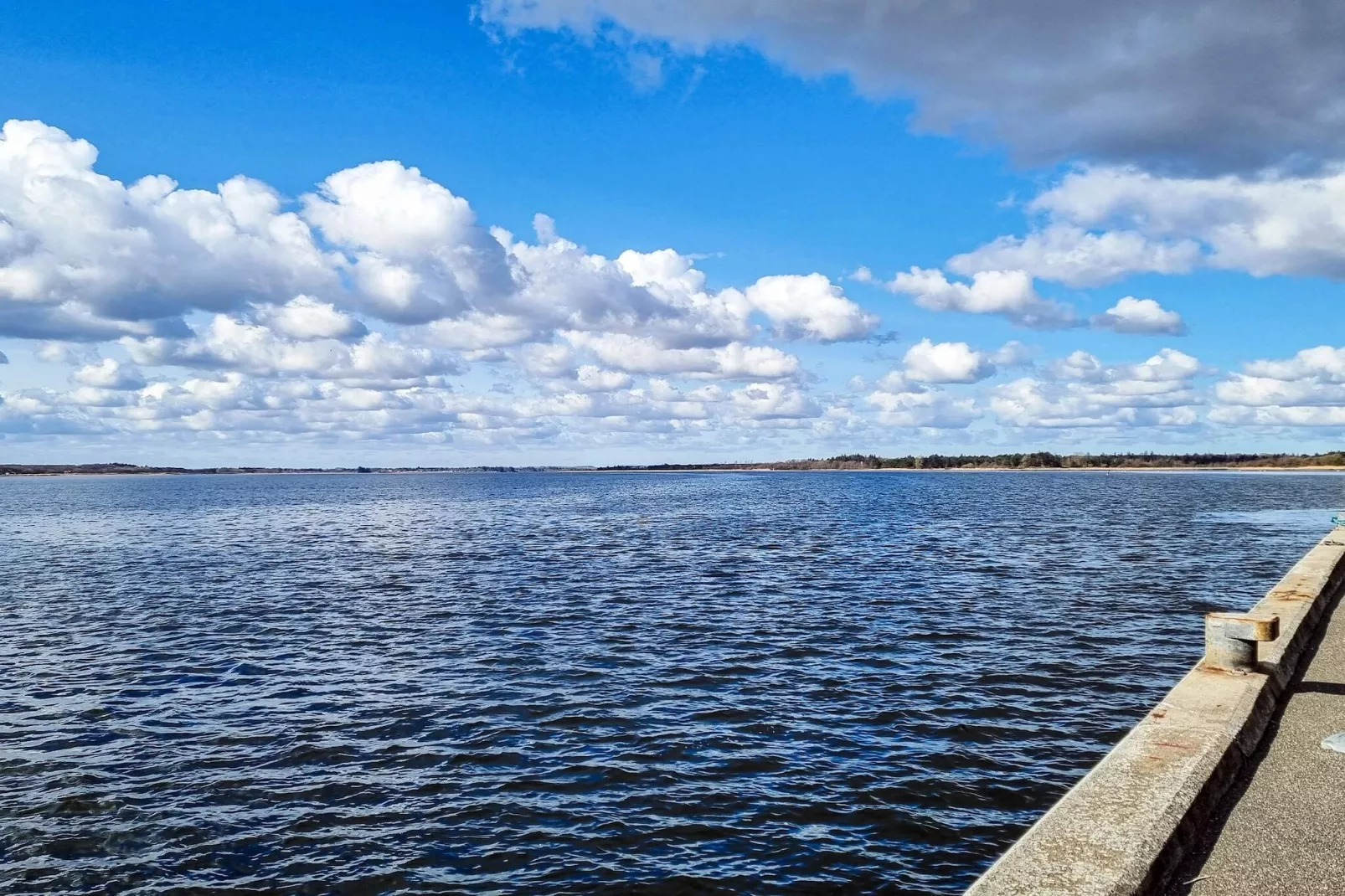 Vakantiehuis met uitzicht op Baring Vig-Waterzicht