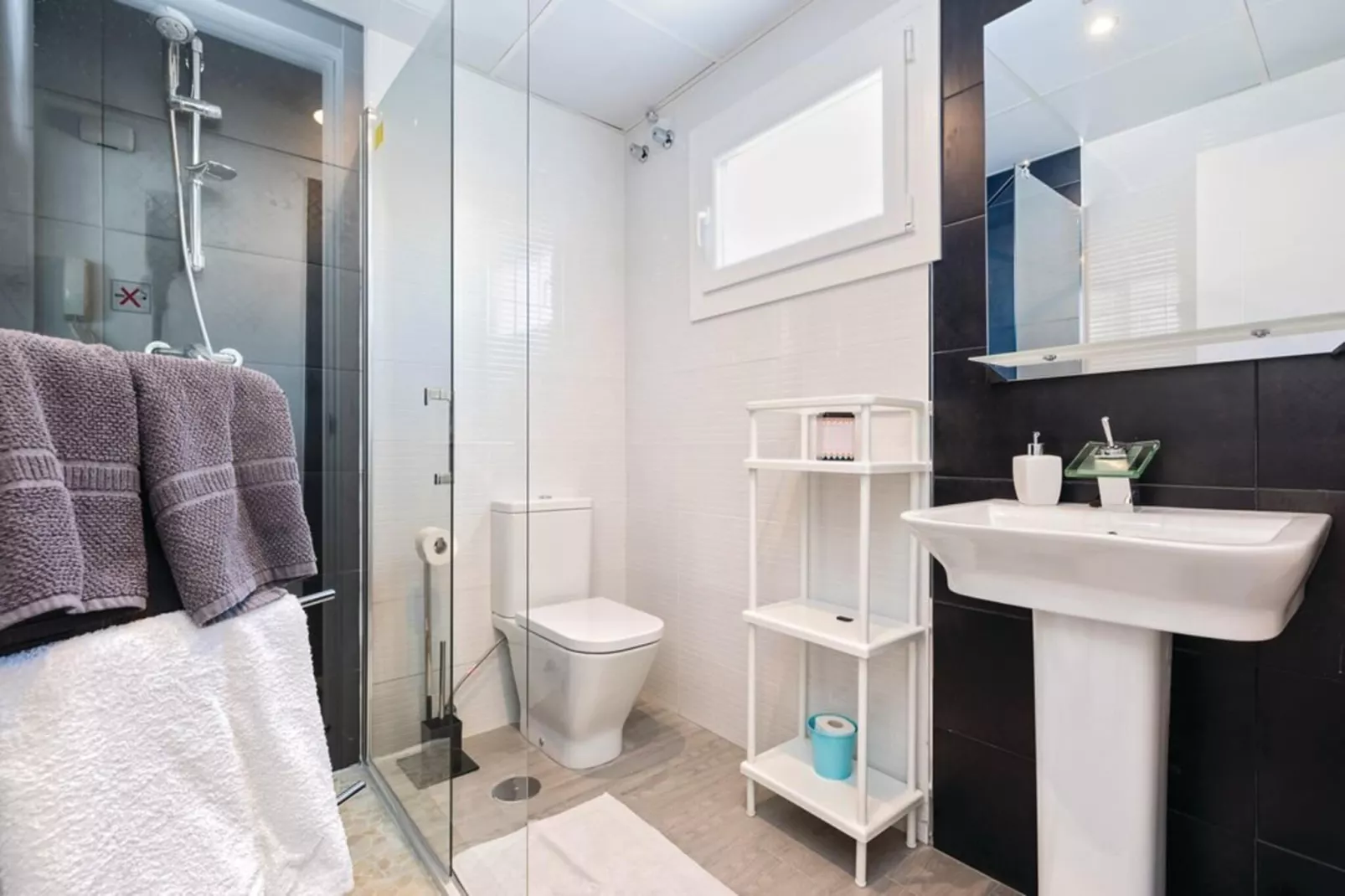 Pearl of Algaida CT 190-Badkamer