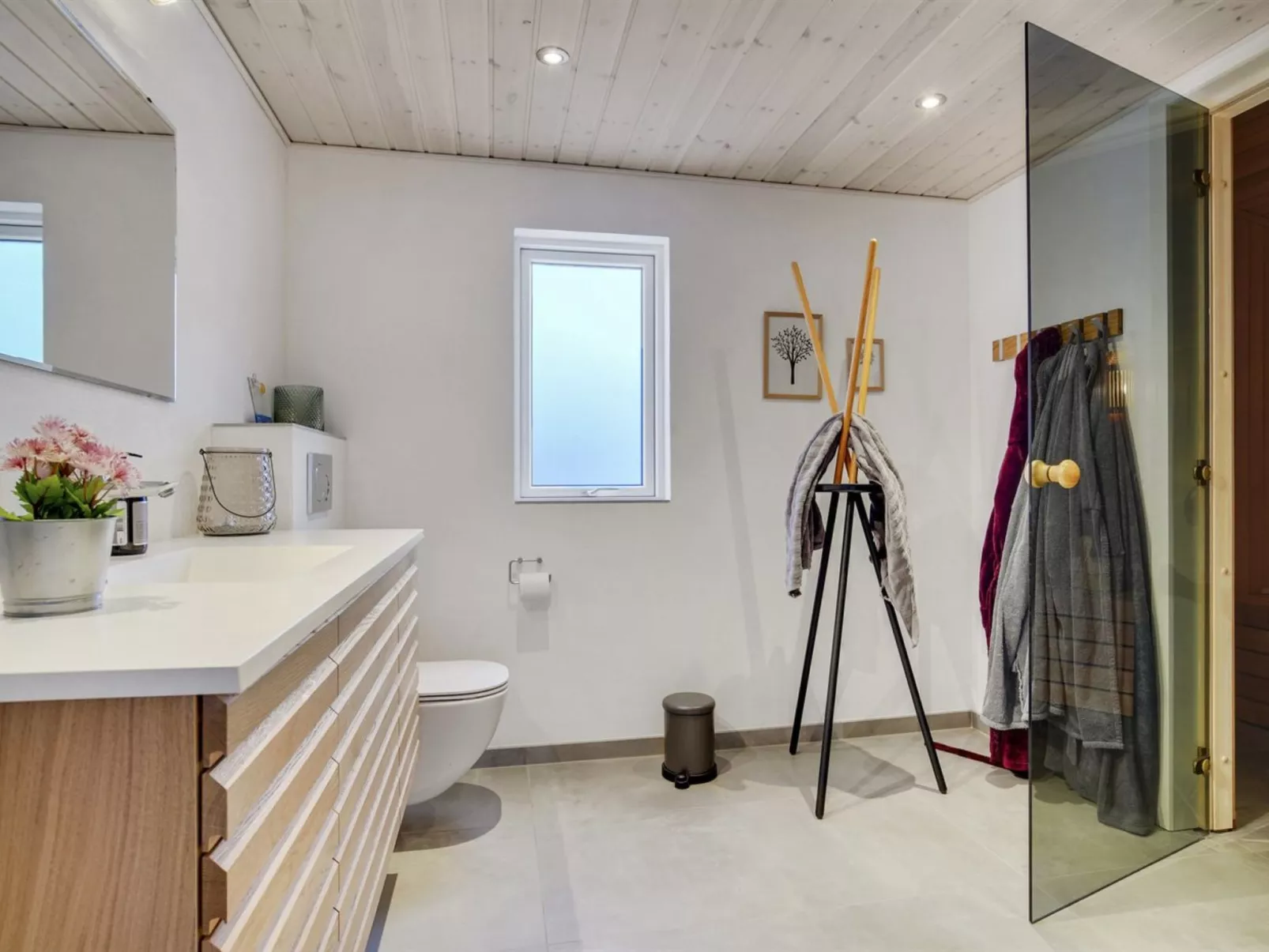 "Eevert" - 300m from the sea-Binnen