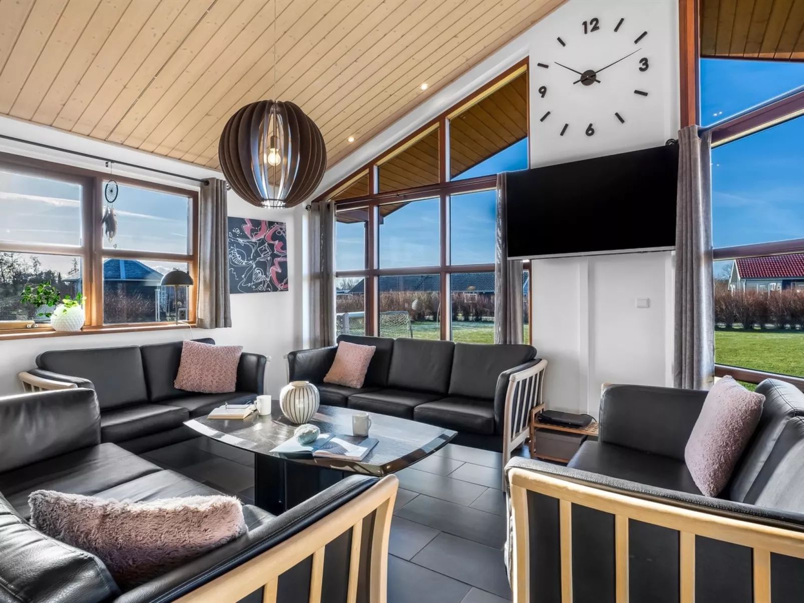 "Niela" - 800m from the sea-Binnen