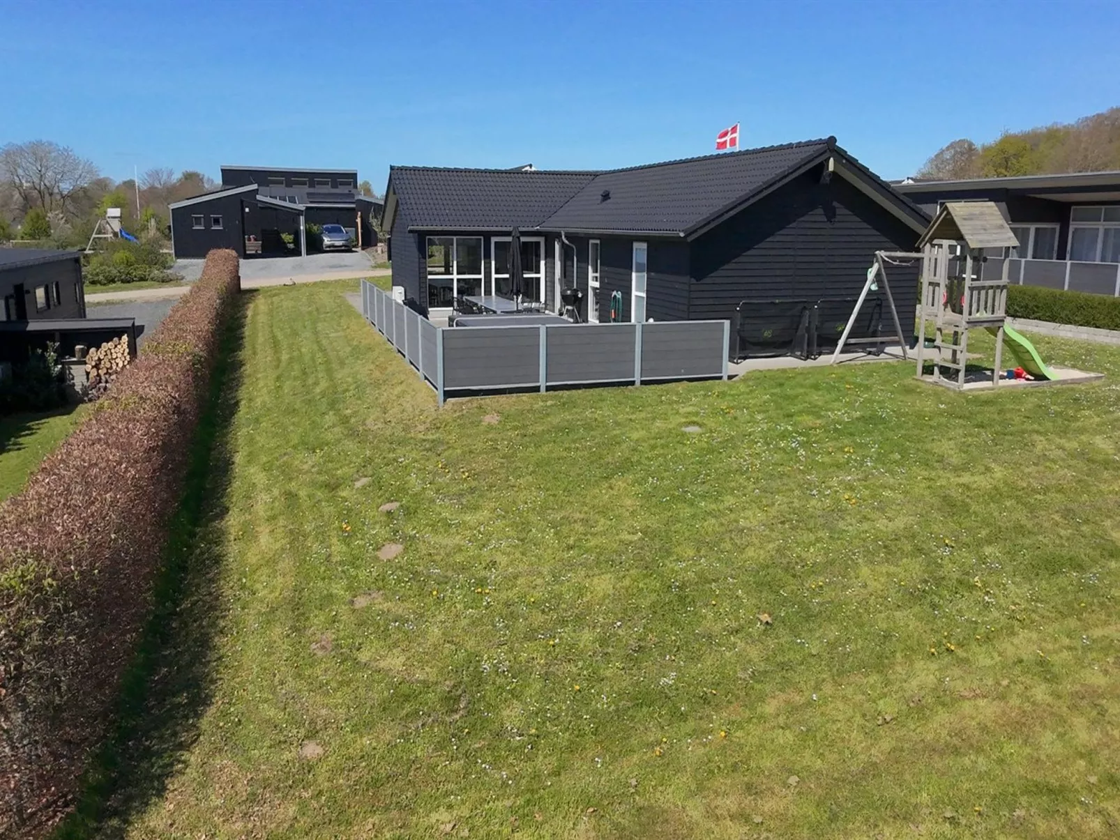 "Yakari" - 300m from the sea-Buiten