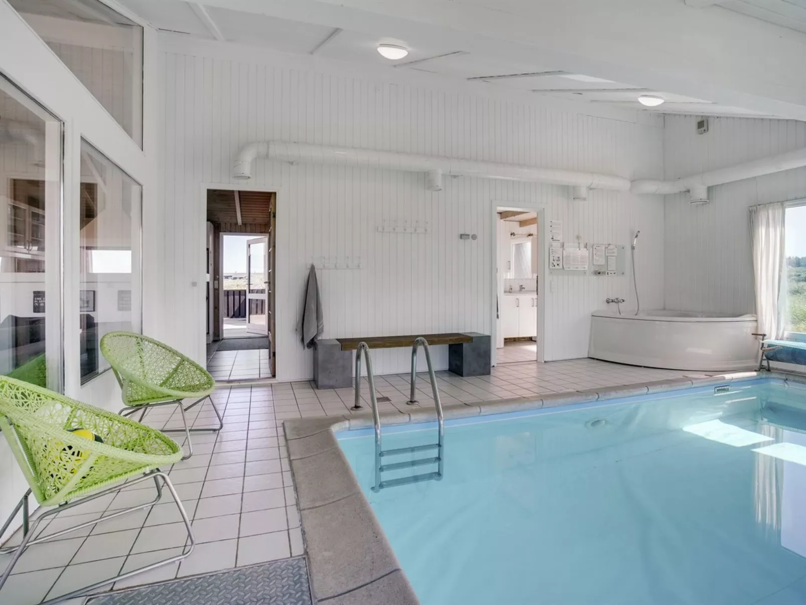 "Hermund" - 110m from the sea-Buiten