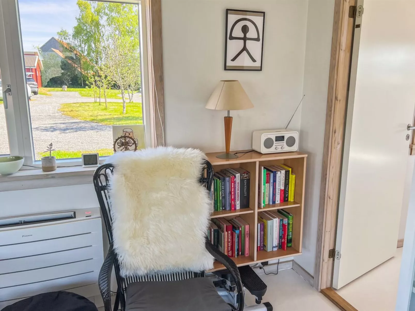 "Carlie" - 2.8km from the sea-Binnen