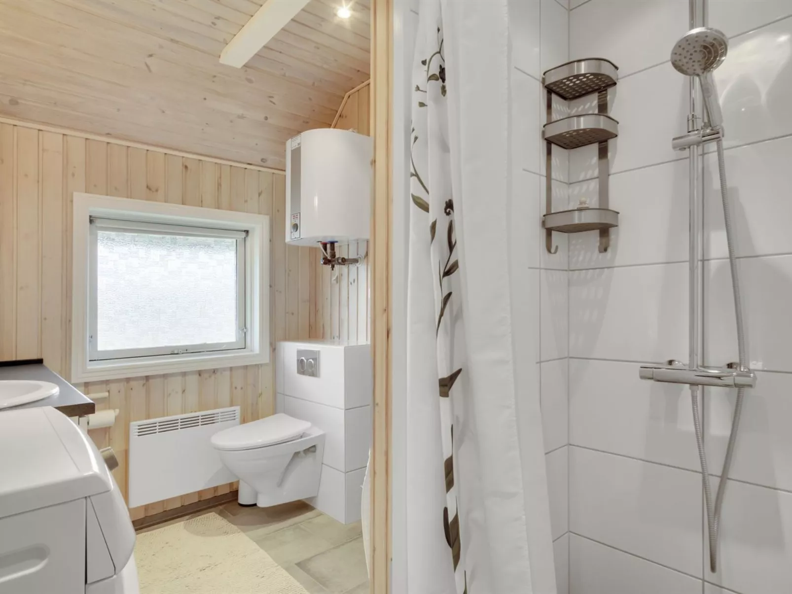 "Annli" - 1.5km from the sea-Binnen