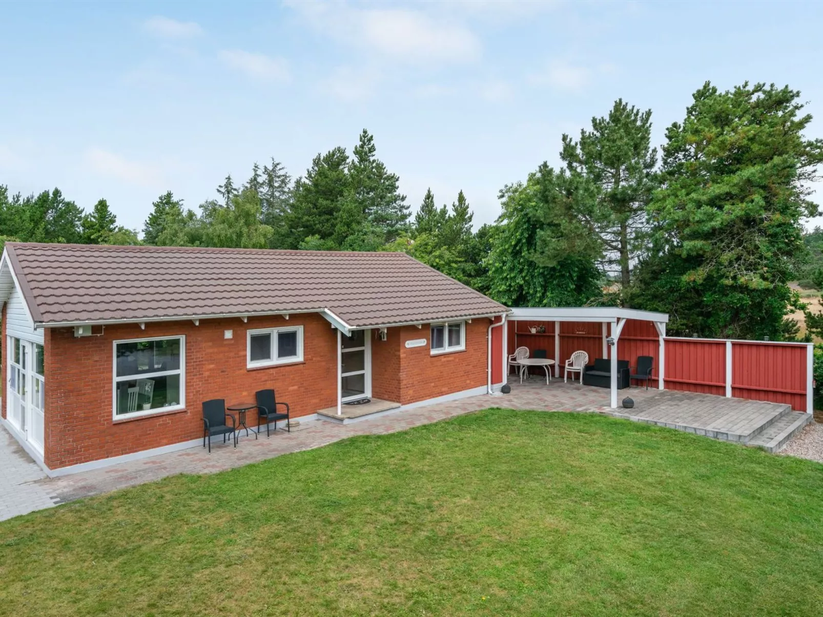 "Gwen" - 2.7km from the sea-Buiten