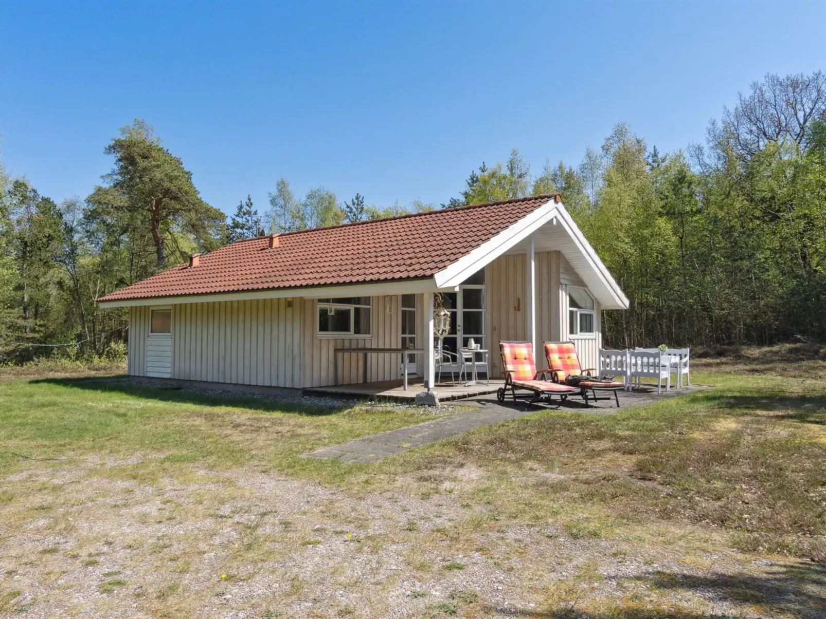 "Sörine" - 2km from the sea-Buiten