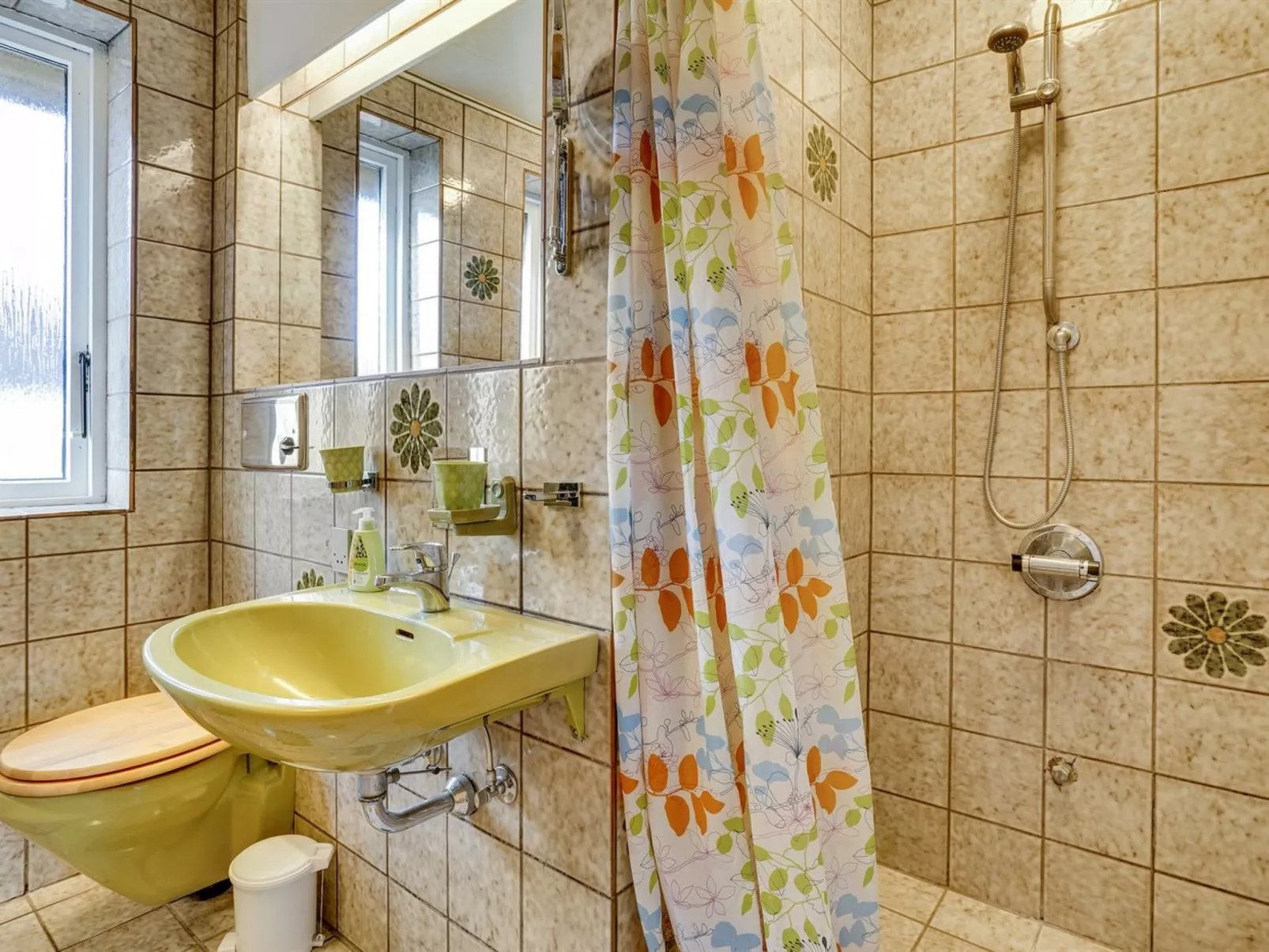 "Urho" - 500m from the sea-Binnen