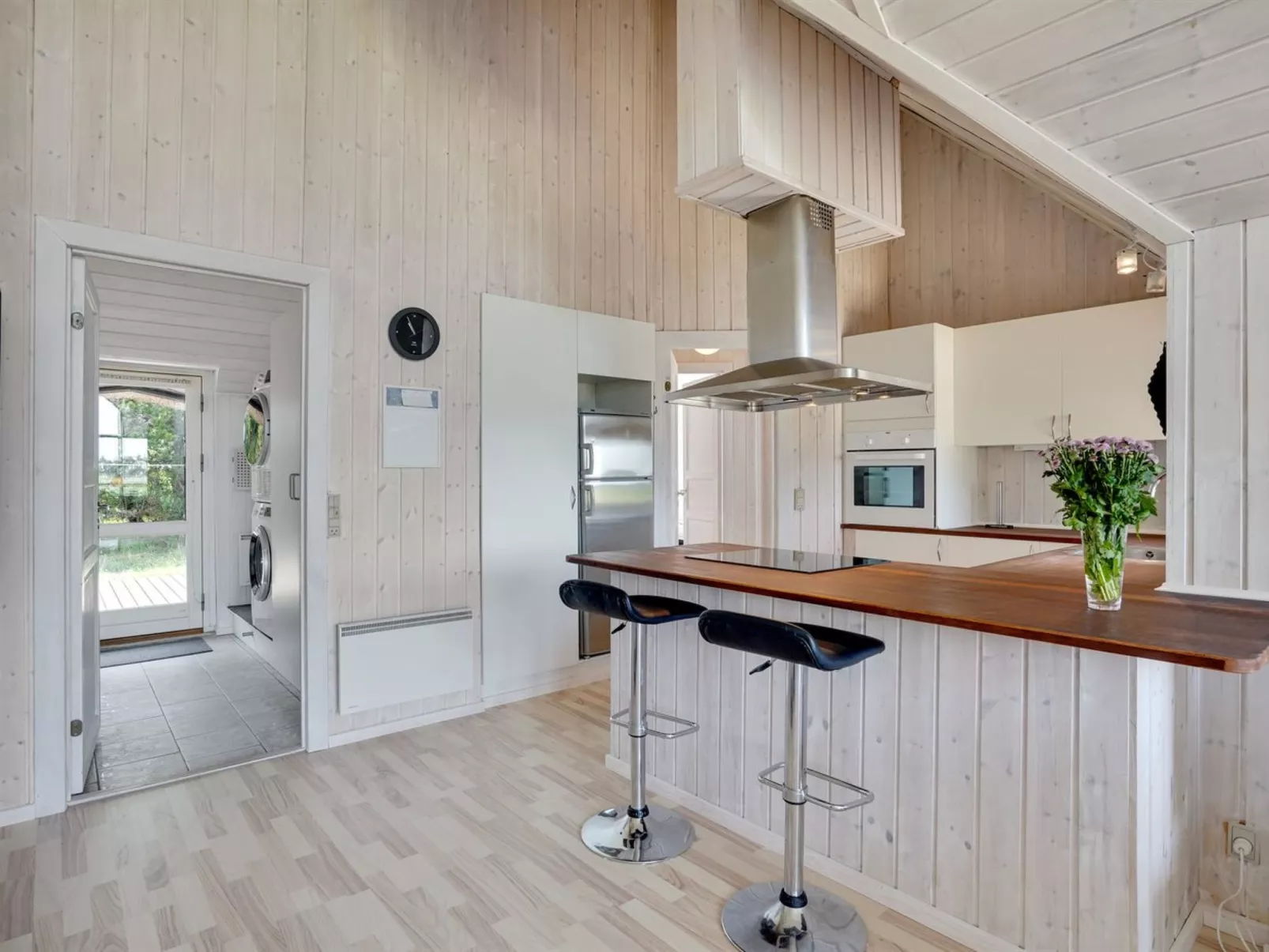 "Allin" - 1km from the sea-Binnen