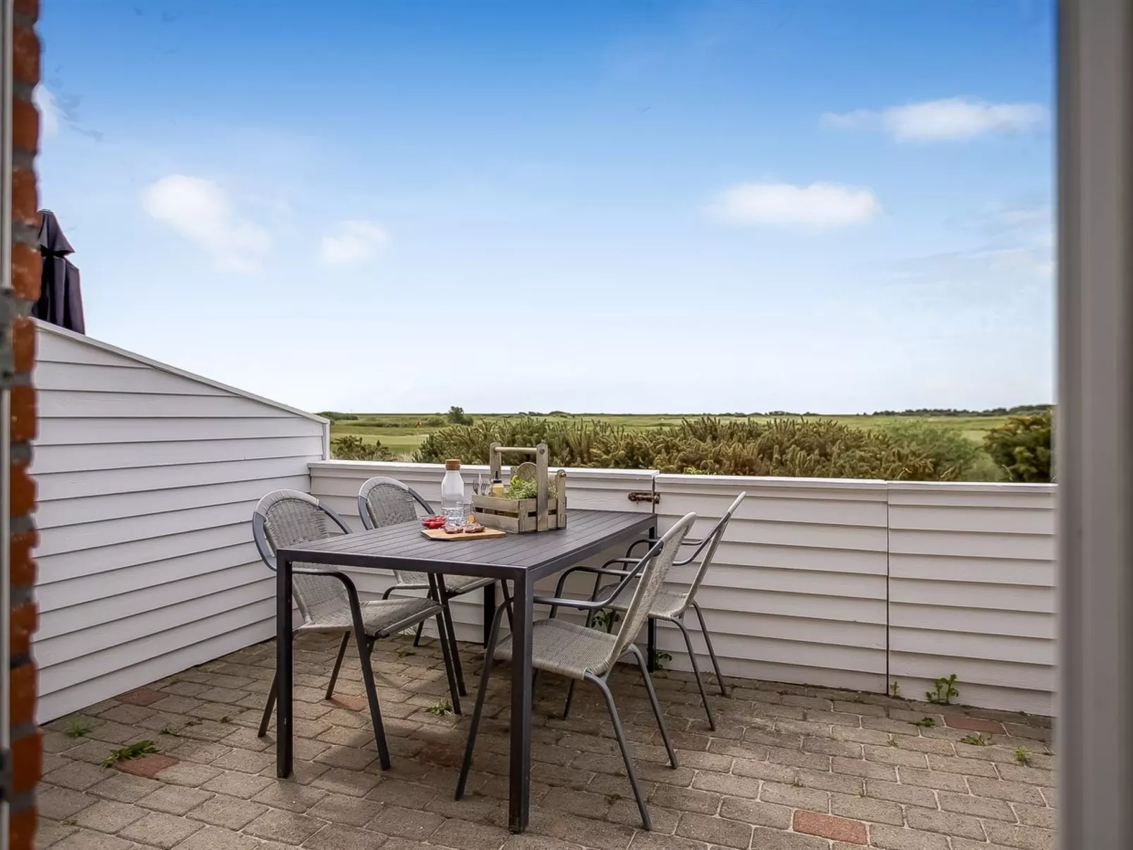 "Drita" - 2.3km from the sea-Buiten